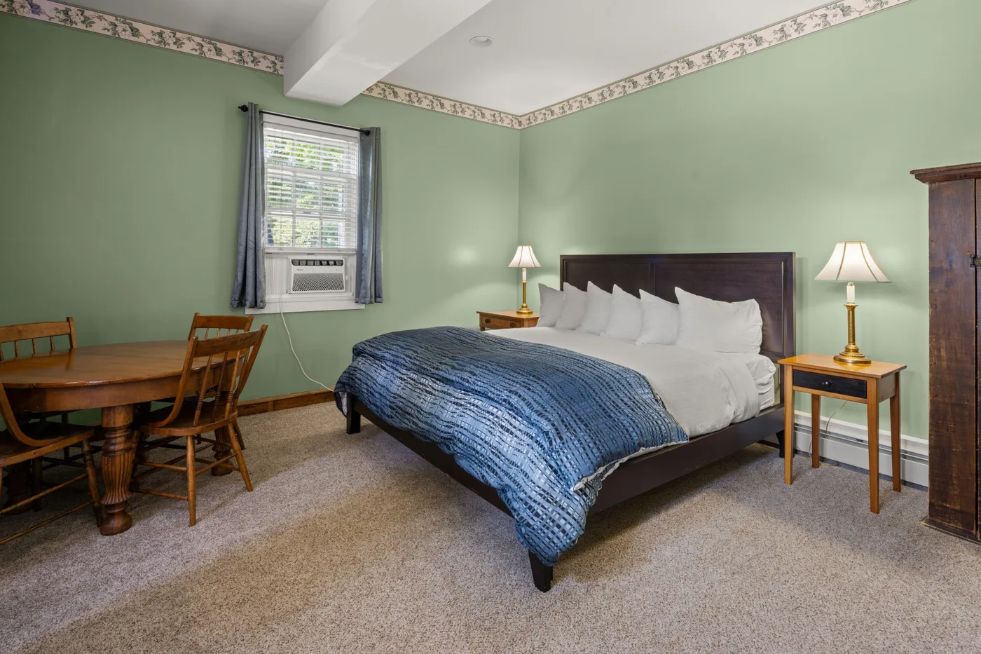 Double-King Suite, Carriage House — second king bedroom