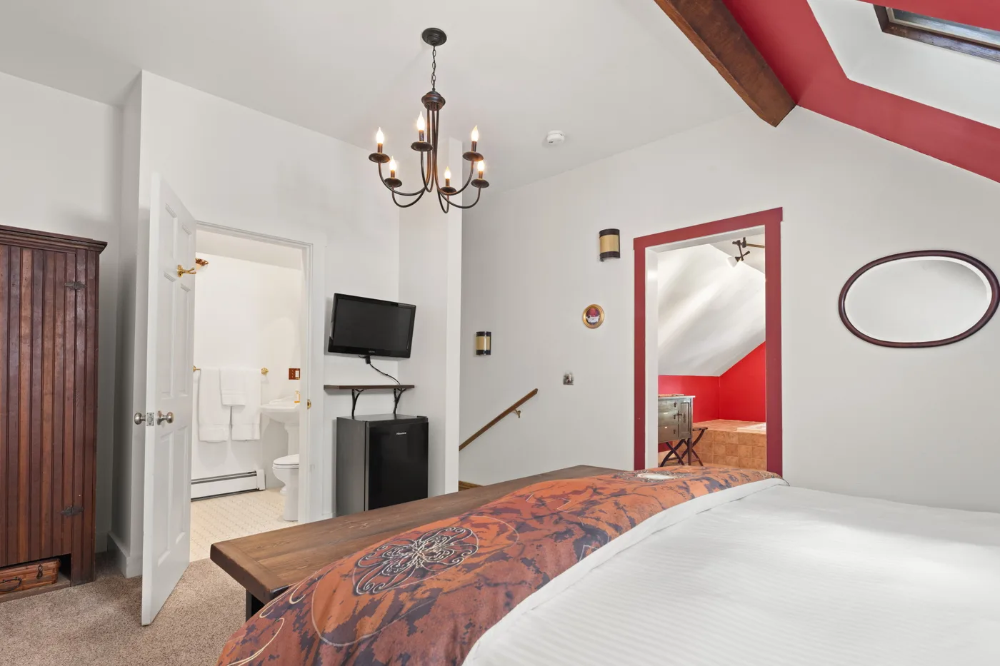 Romantic King Suite — sitting area and suite character